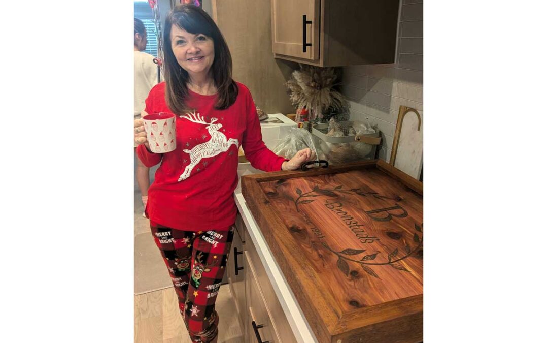 Crafting a Cedar Wood Stove Cover: A Christmas Surprise