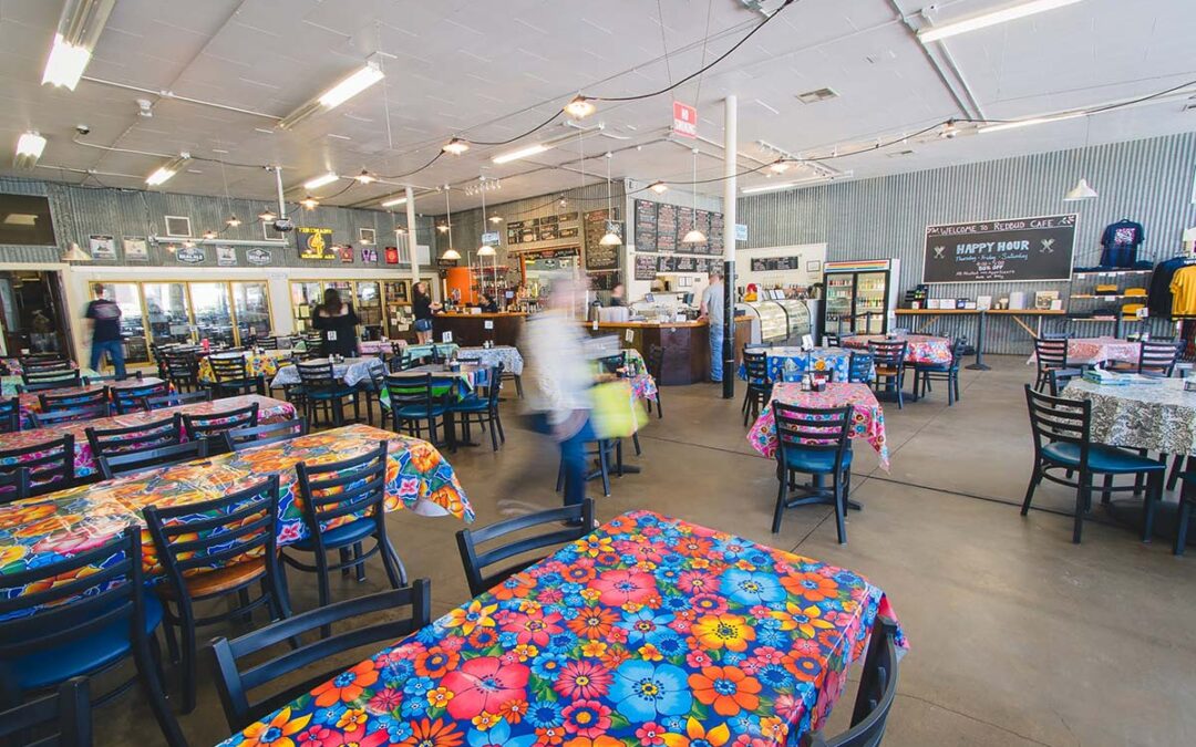 Live Music: Doug + Kent